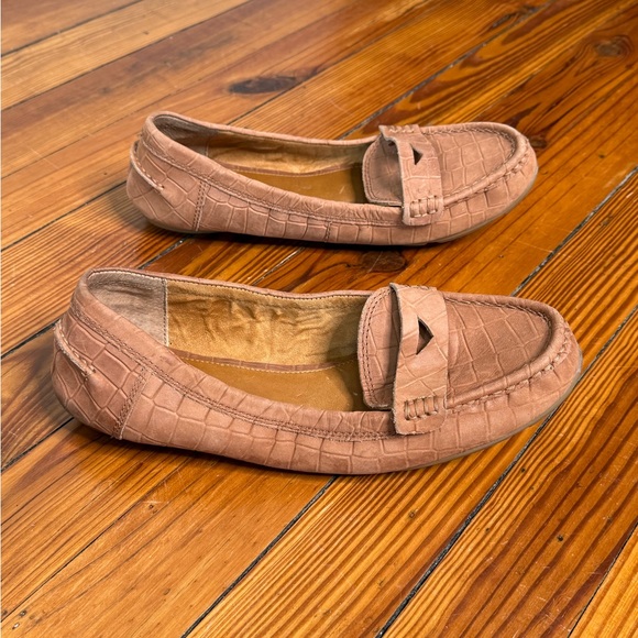 ⭐️3/$25⭐️ Lucky Brand Leather Flat Loafer - Picture 2 of 8